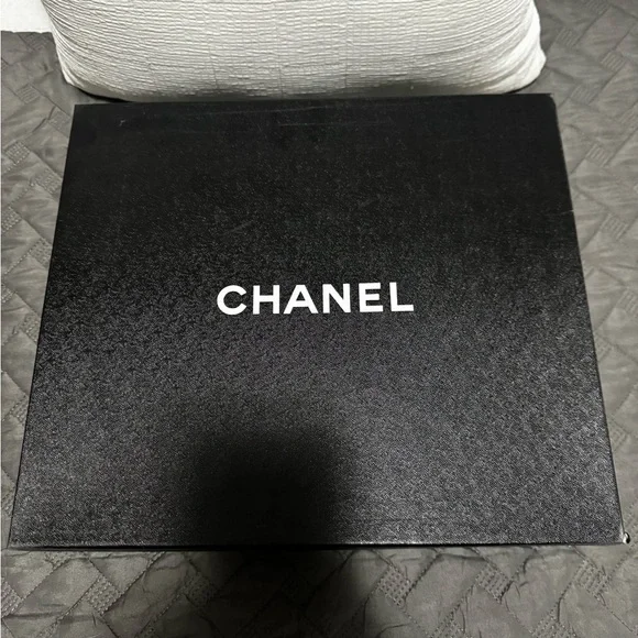 Chanel Clog - Picture 8 of 9